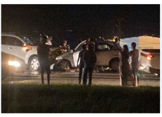 ITABAIANA/SE, Colisão frontal entre carro e caminhonete com 6 pessoas feridas