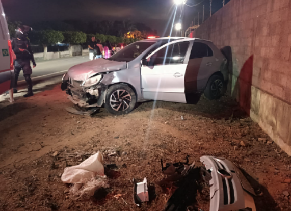 Carro e moto colidem na rodovia SE-170 entre Moita Bonita e Itabaiana