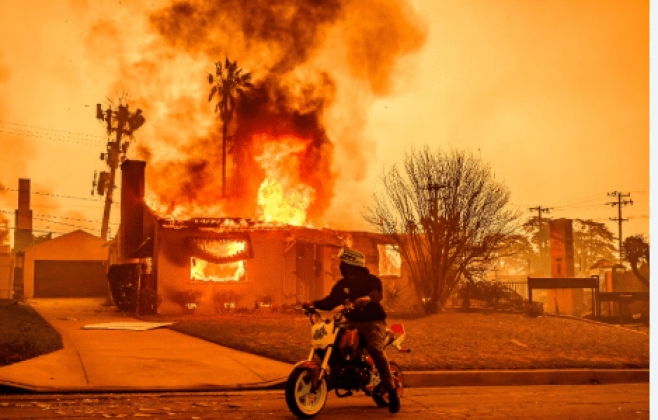 LOS ANGELES/EUA, 150 mil pessoas abandonam suas casa após incêndio